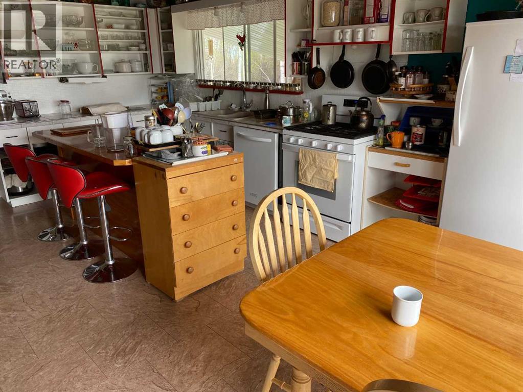 79259 Rge Rd 81, Rural Saddle Hills County, Alberta  T0H 3G0 - Photo 2 - A2300387