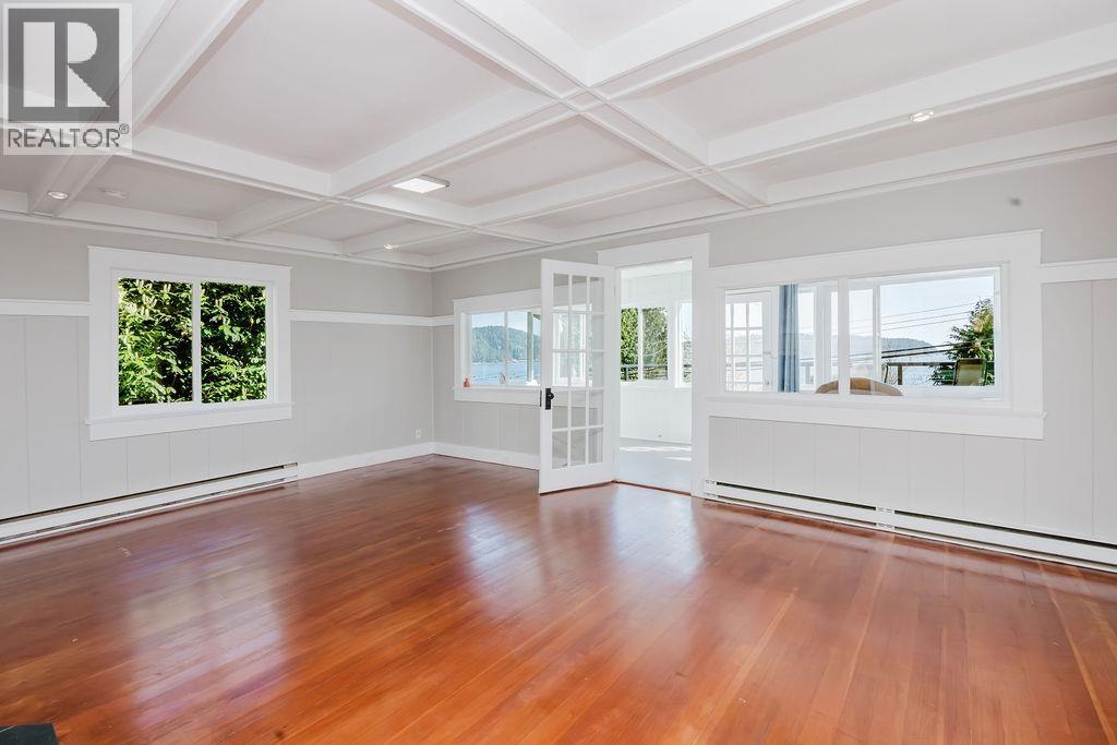 462 Central Avenue, Gibsons, British Columbia  V0N 1V1 - Photo 19 - R3115794