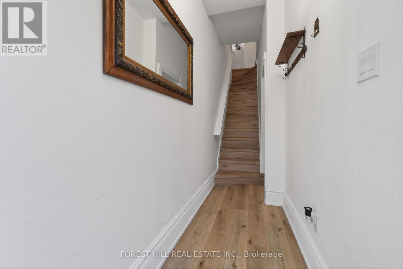 212 Gibson Avenue, Hamilton, Ontario  L8L 6K1 - Photo 10 - X12864148