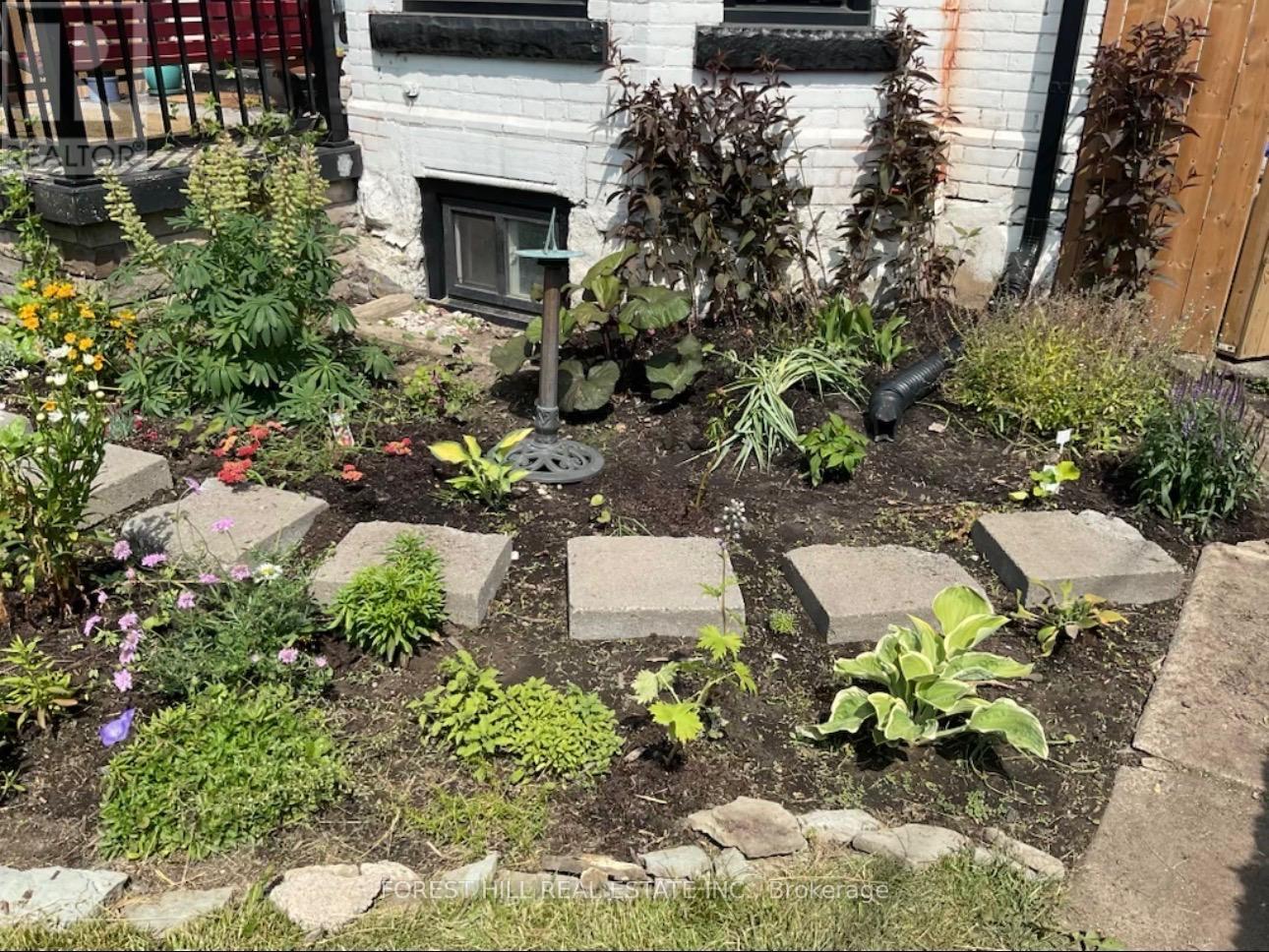 212 Gibson Avenue, Hamilton, Ontario  L8L 6K1 - Photo 7 - X12864148