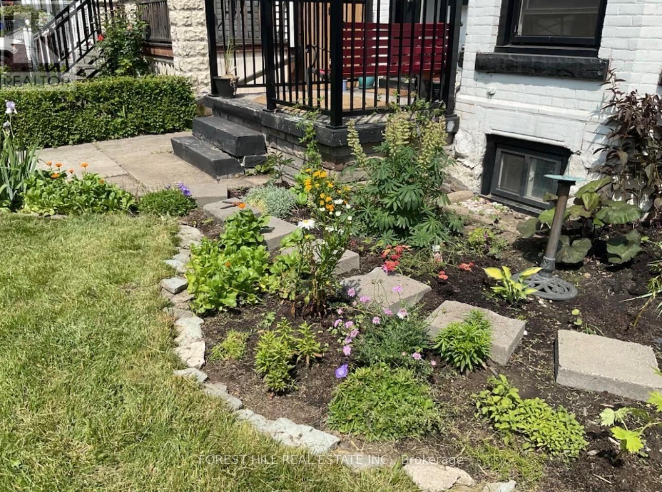 212 Gibson Avenue, Hamilton, Ontario  L8L 6K1 - Photo 6 - X12864148