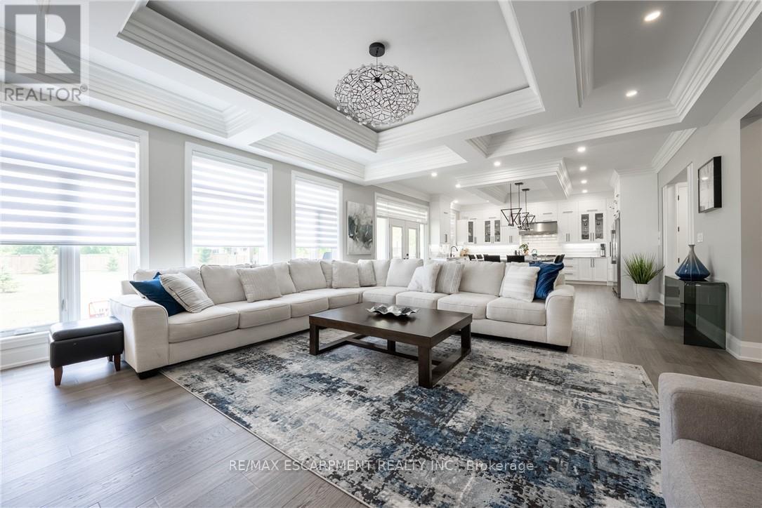 8378 Chippewa Road E, Hamilton, Ontario  L0R 1W0 - Photo 7 - X13039774