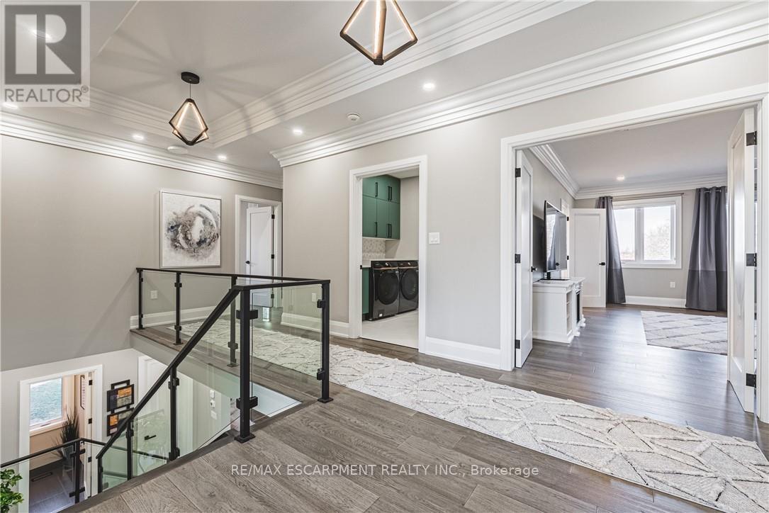 8378 Chippewa Road E, Hamilton, Ontario  L0R 1W0 - Photo 3 - X13039774