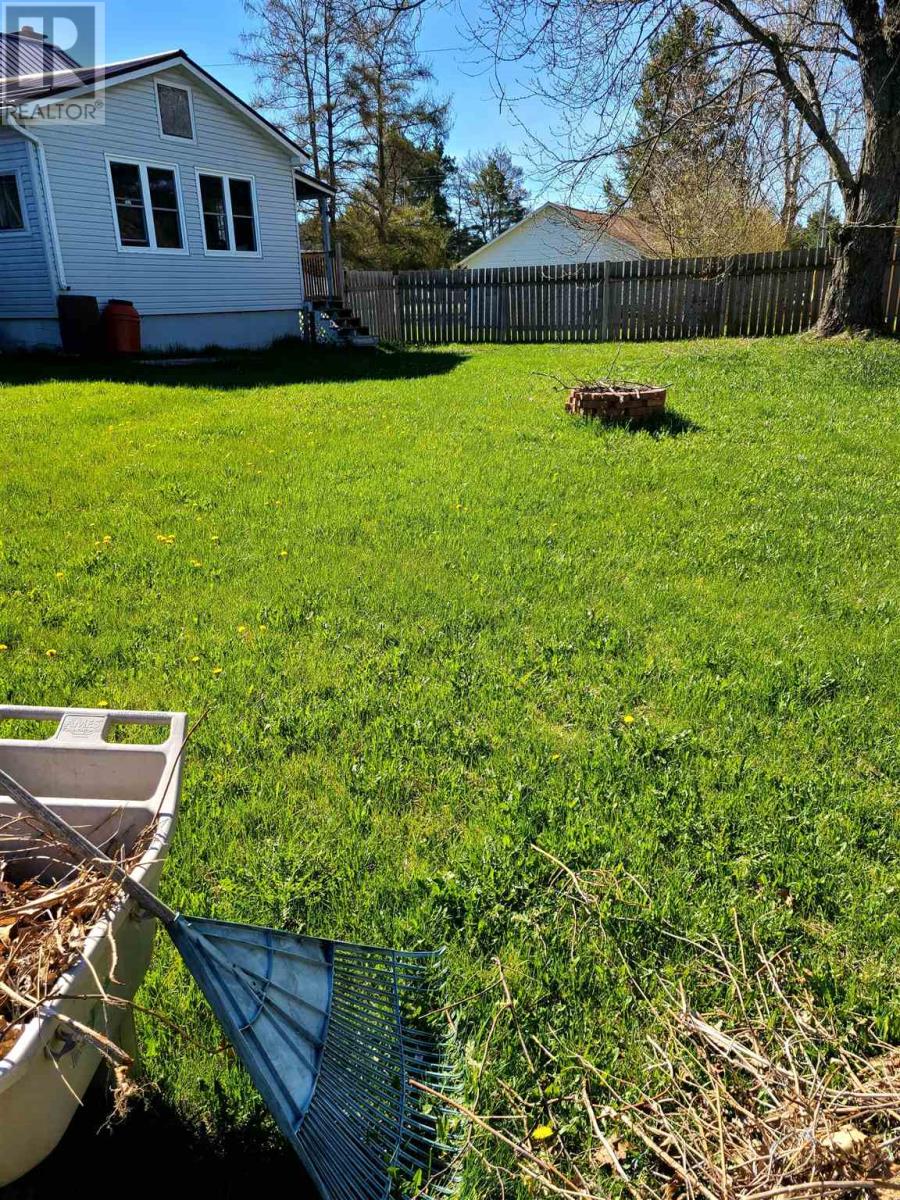 5 Forest St, Iron Bridge, Ontario  P0R 1H0 - Photo 36 - SM260113