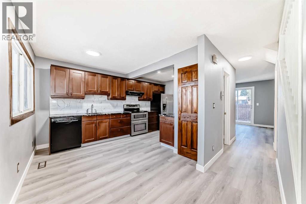 65, 6100 4 Avenue NE, Calgary, Alberta  T2A 5Z8 - Photo 2 - A2294047