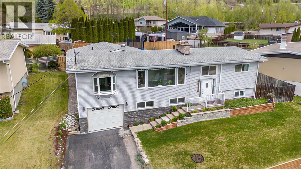 8392 Theatre Road, Trail, British Columbia