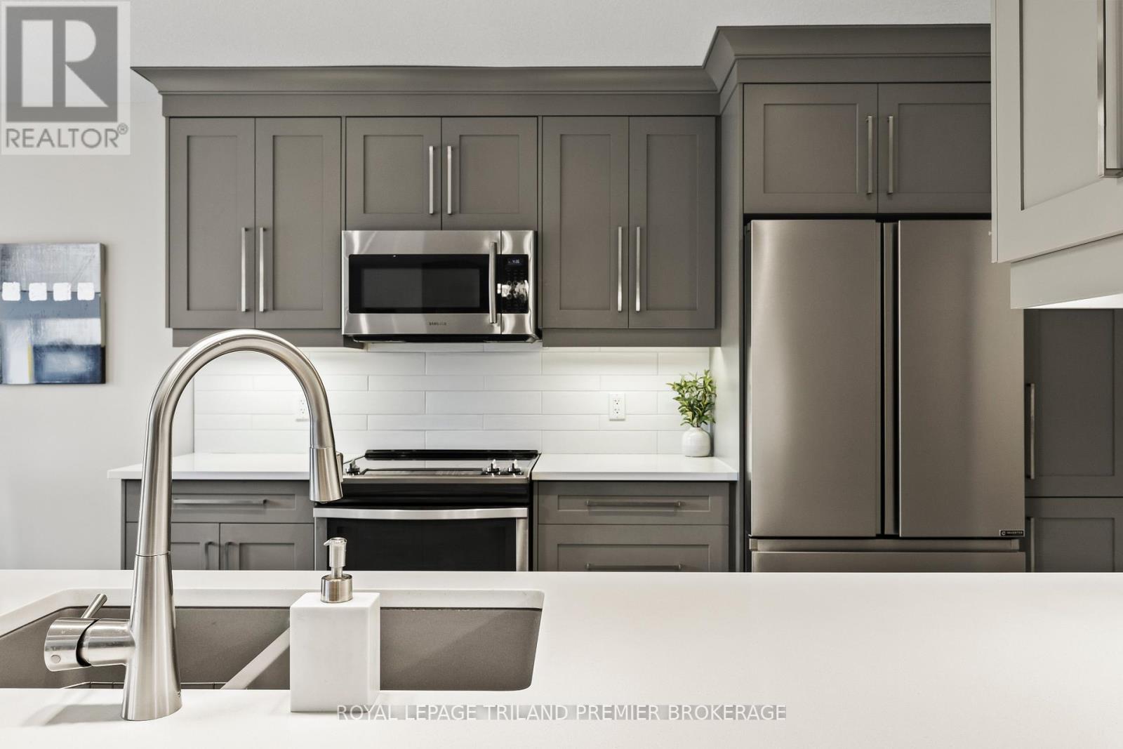 1141 Medway Park Drive, London North, Ontario  N6G 0G1 - Photo 10 - X13044576