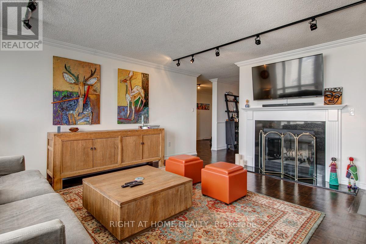 1405 - 280 Simcoe Street, Toronto, Ontario  M5T 2Y5 - Photo 10 - C13044566