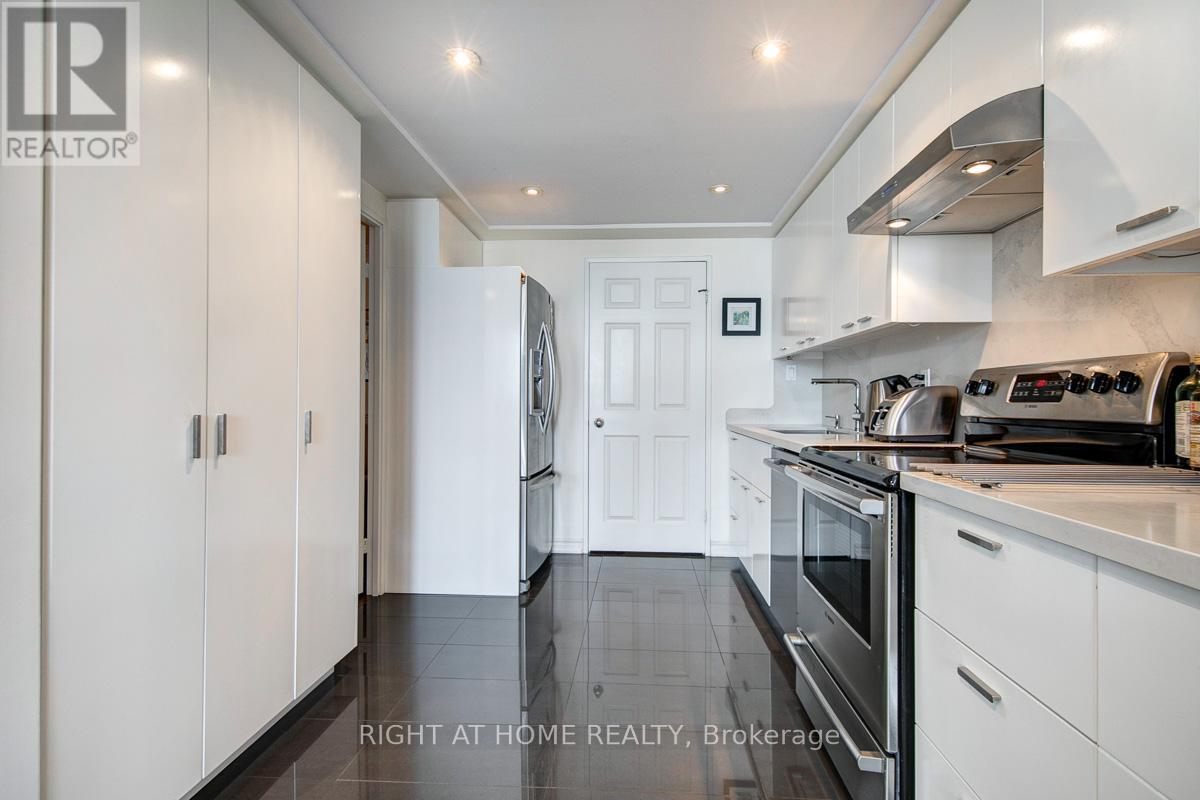 1405 - 280 Simcoe Street, Toronto, Ontario  M5T 2Y5 - Photo 14 - C13044566