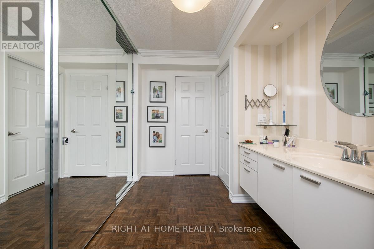 1405 - 280 Simcoe Street, Toronto, Ontario  M5T 2Y5 - Photo 28 - C13044566