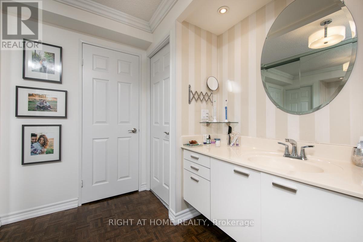 1405 - 280 Simcoe Street, Toronto, Ontario  M5T 2Y5 - Photo 29 - C13044566