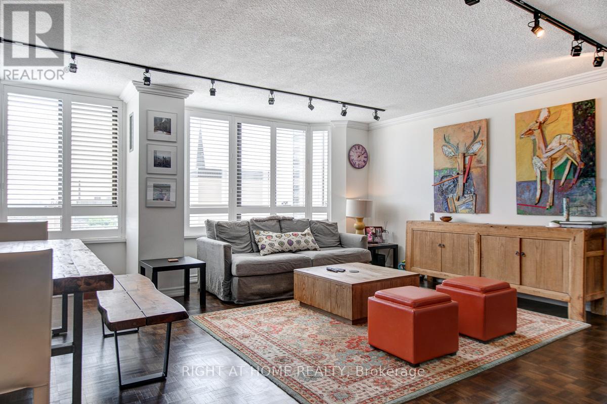 1405 - 280 Simcoe Street, Toronto, Ontario  M5T 2Y5 - Photo 8 - C13044566