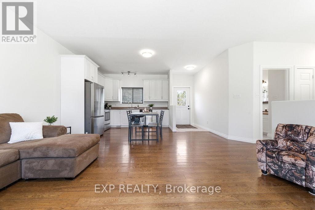 29 Partridge Drive, Greater Madawaska, Ontario  K0J 1H0 - Photo 8 - X13044668