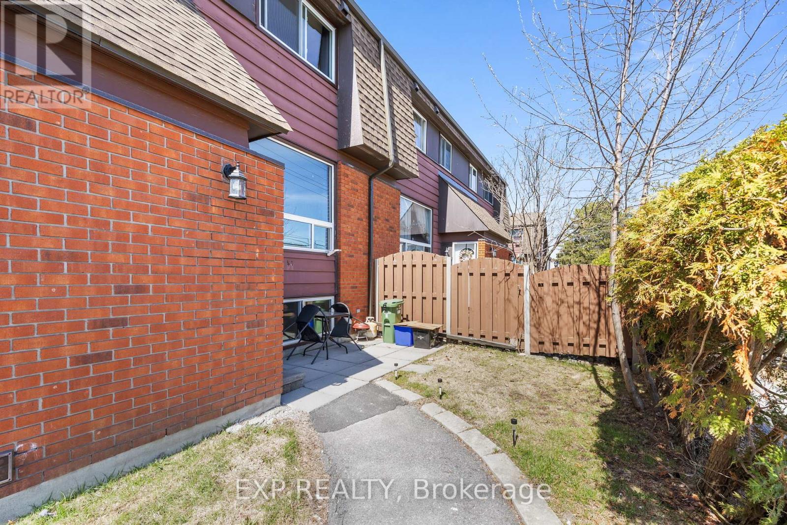 I - 5 BANNER ROAD, ottawa, Ontario