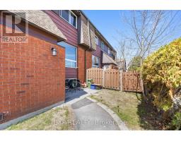 I - 5 BANNER ROAD, ottawa, Ontario