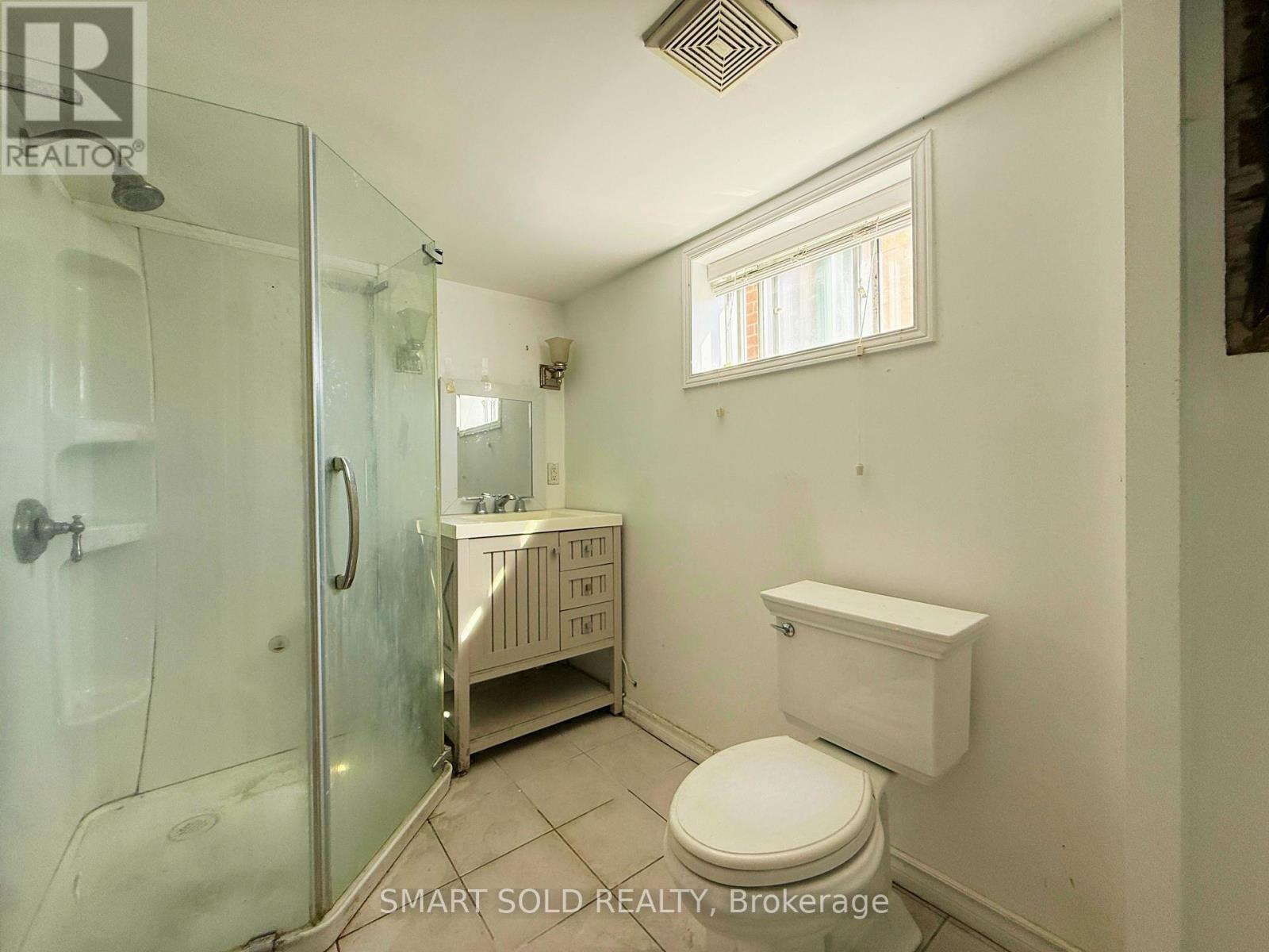 204 Cameron Avenue, Toronto, Ontario  M2N 1E5 - Photo 12 - C13028238