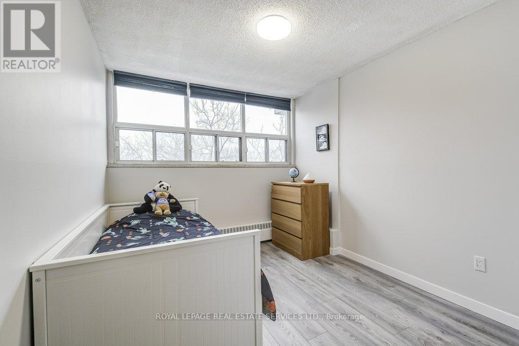 601 - 212 Kerr Street, Oakville, Ontario  L6K 3B1 - Photo 31 - W12862976