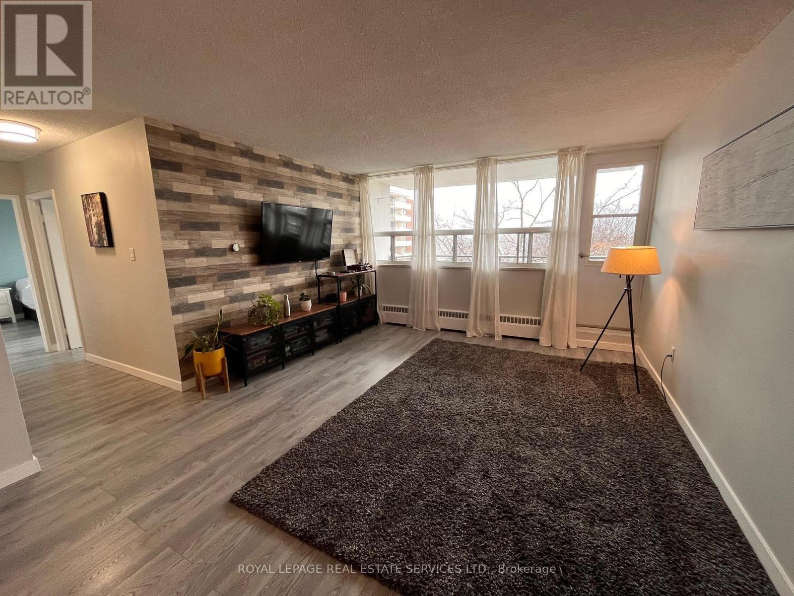 601 - 212 Kerr Street, Oakville, Ontario  L6K 3B1 - Photo 21 - W12862976