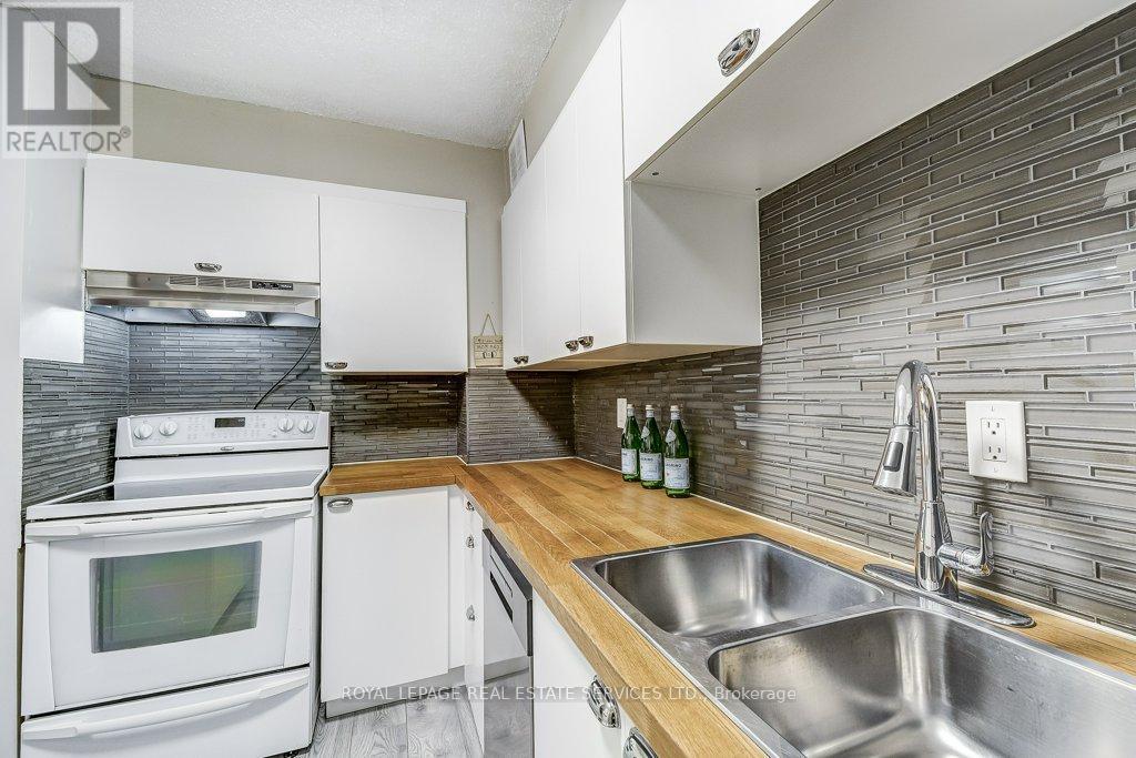 601 - 212 Kerr Street, Oakville, Ontario  L6K 3B1 - Photo 25 - W12862976