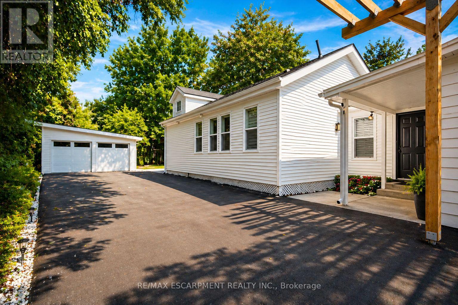 267 Davy Street, Niagara-On-The-Lake, Ontario  L0S 1J0 - Photo 24 - X12839274