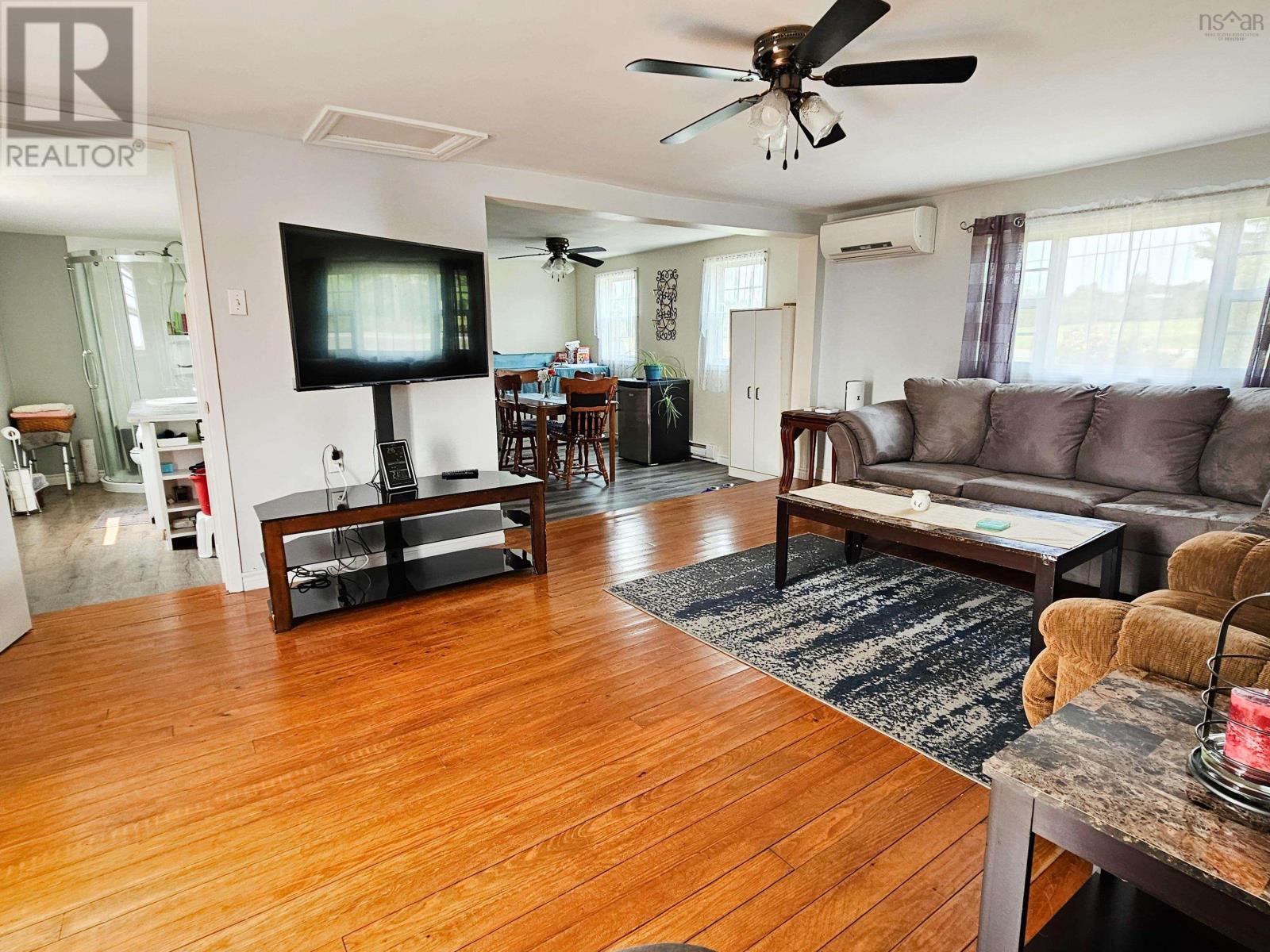 4606 Highway 2, Upper Economy, Nova Scotia  B0M 1B0 - Photo 11 - 202601760