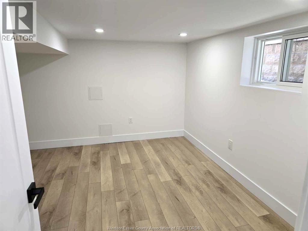 364 Clinton Street, Windsor, Ontario  N8X 1A6 - Photo 25 - 26009145