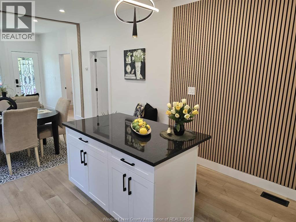 364 Clinton Street, Windsor, Ontario  N8X 1A6 - Photo 7 - 26009145