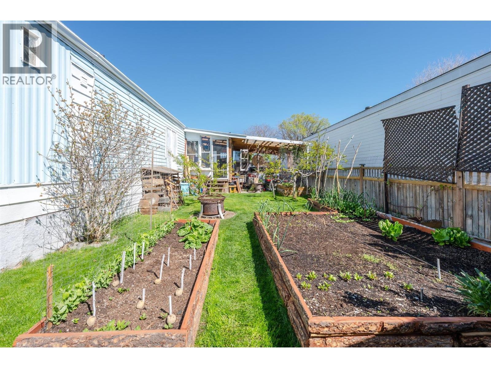 3999 Skaha Lake Road Unit# 27, Penticton, British Columbia  V2A 6J7 - Photo 41 - 10374888