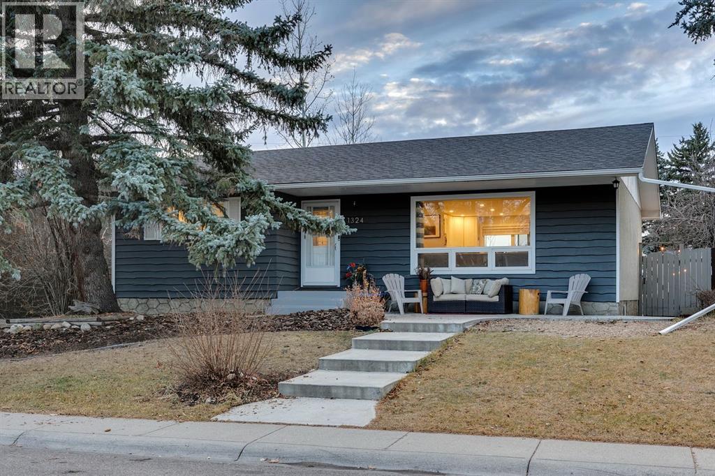 1324 Lake Sylvan Drive SE, Calgary, Alberta