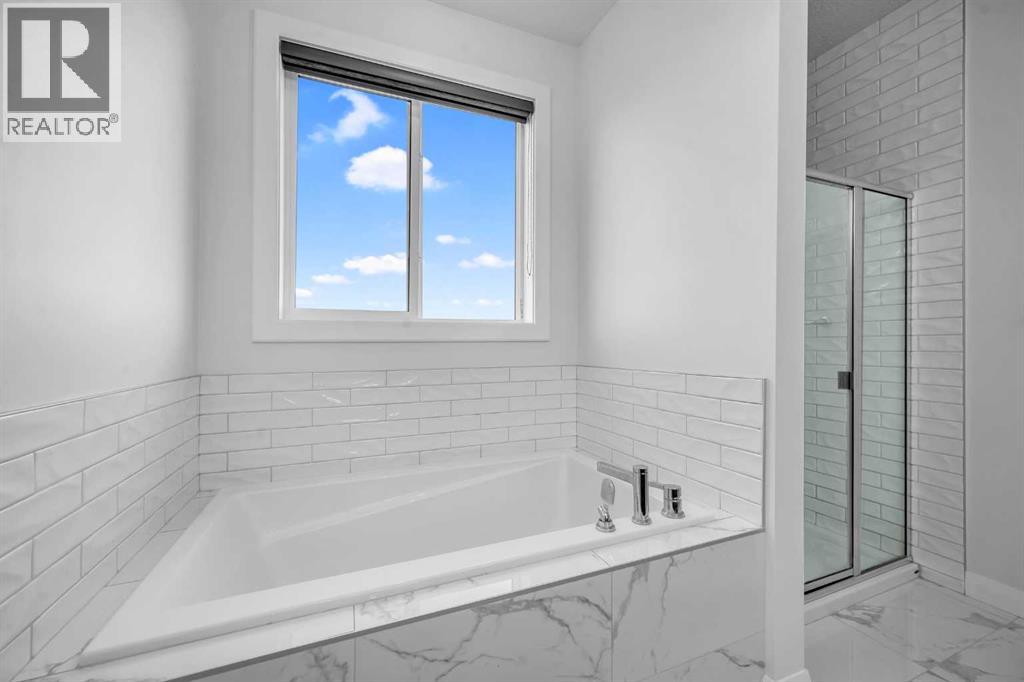 628 West Lakeview Drive, Chestermere, Alberta  T1X 1Z7 - Photo 31 - A2297237