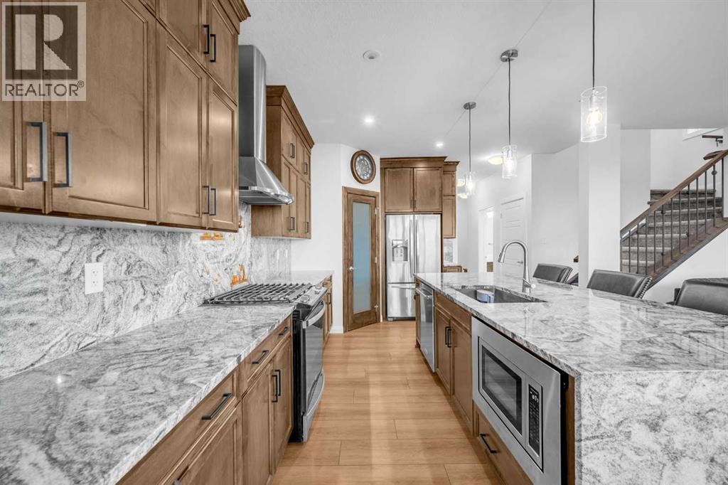 628 West Lakeview Drive, Chestermere, Alberta  T1X 1Z7 - Photo 9 - A2297237