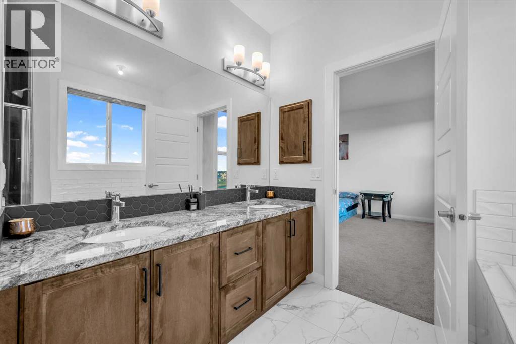 628 West Lakeview Drive, Chestermere, Alberta  T1X 1Z7 - Photo 30 - A2297237