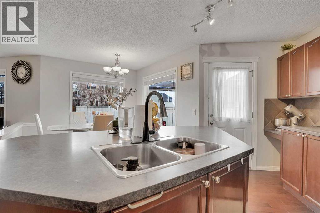 269 West Creek Boulevard, Chestermere, Alberta  T1X 0C6 - Photo 18 - A2300367