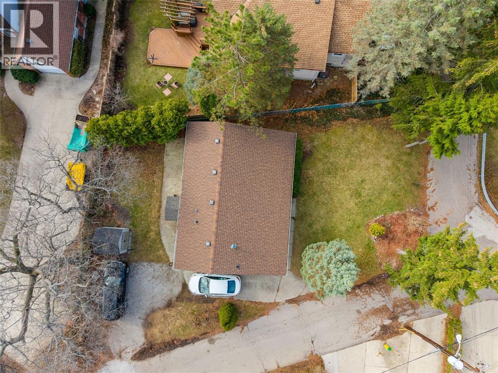 1644 Tyrie Drive, Sarnia, Ontario  N7V 3P7 - Photo 35 - 26007180