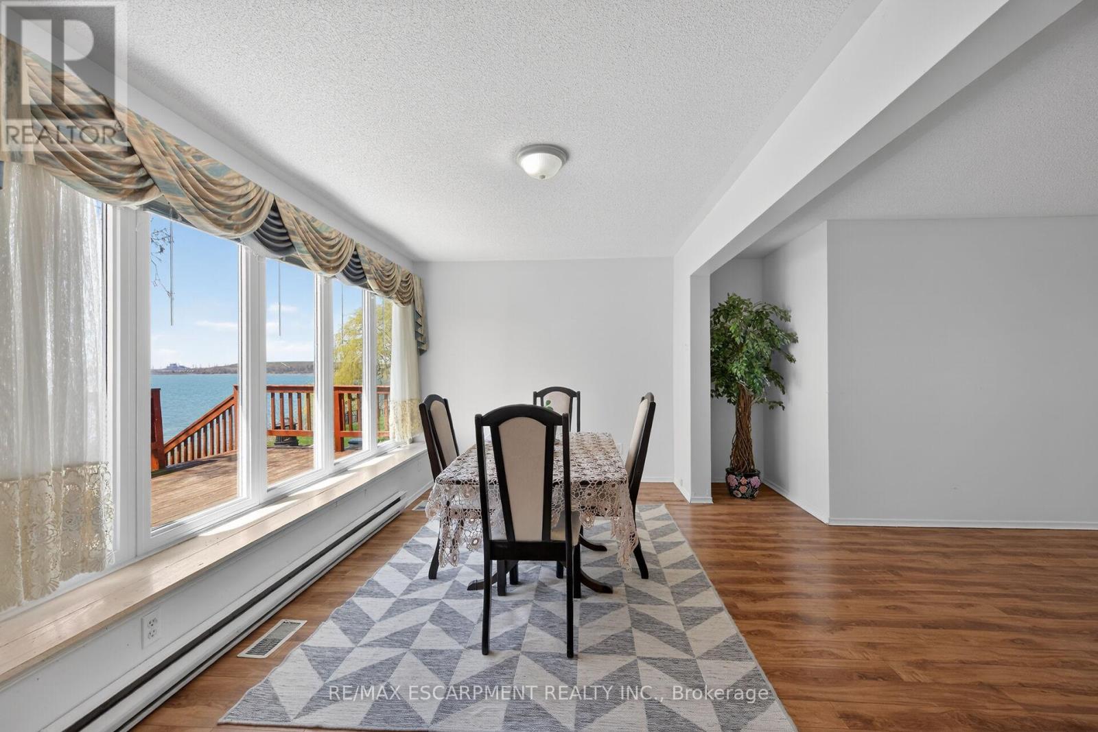 406 South Coast Drive, Haldimand, Ontario  N0A 1L0 - Photo 7 - X13044616