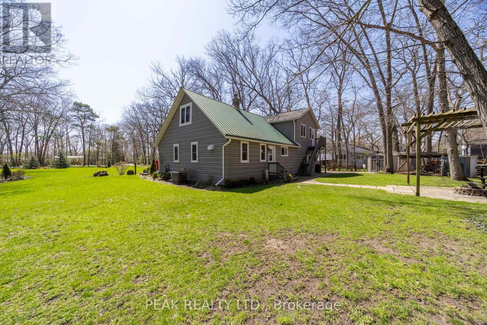 9948 Northville Crescent, Lambton Shores, Ontario  N0M 2N0 - Photo 14 - X13044624