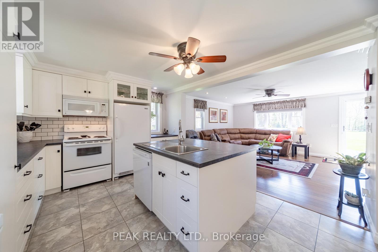 9948 Northville Crescent, Lambton Shores, Ontario  N0M 2N0 - Photo 26 - X13044624