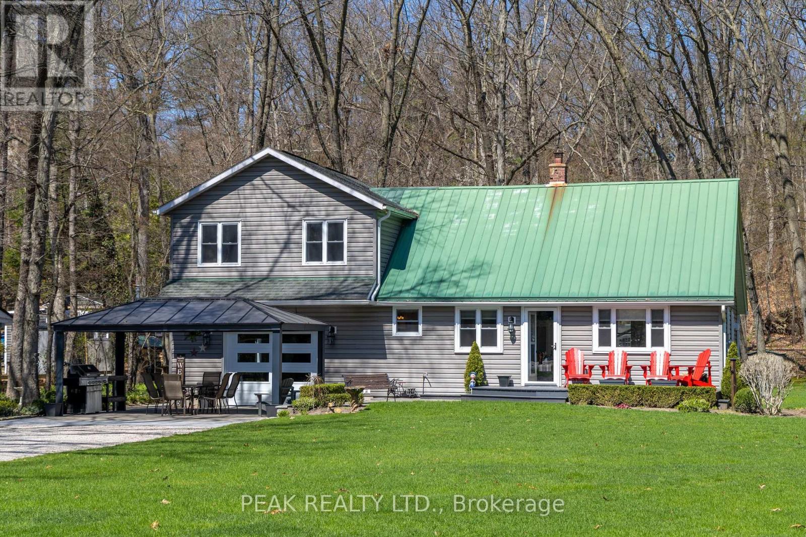 9948 Northville Crescent, Lambton Shores, Ontario  N0M 2N0 - Photo 6 - X13044624