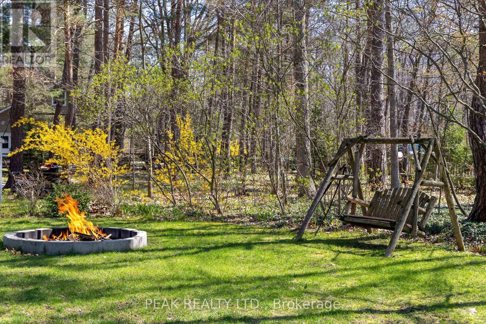 9948 Northville Crescent, Lambton Shores, Ontario  N0M 2N0 - Photo 9 - X13044624