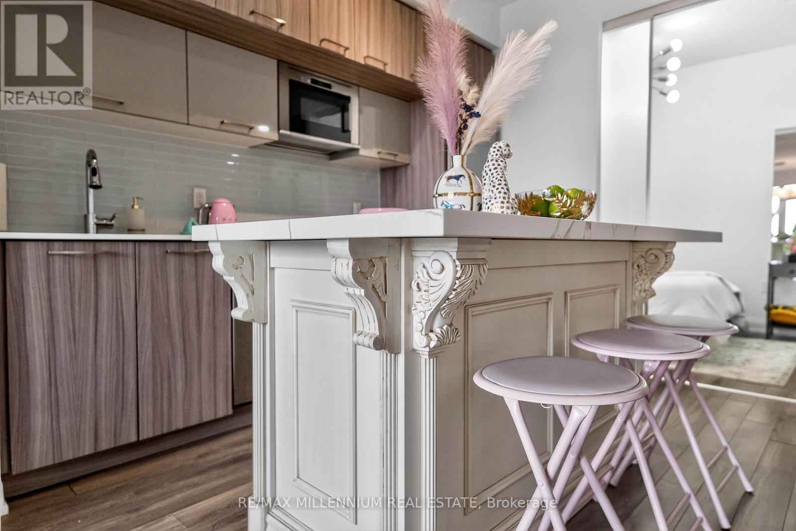 713 - 4800 Highway 7 Road, Vaughan, Ontario  L4L 1H8 - Photo 4 - N13044562