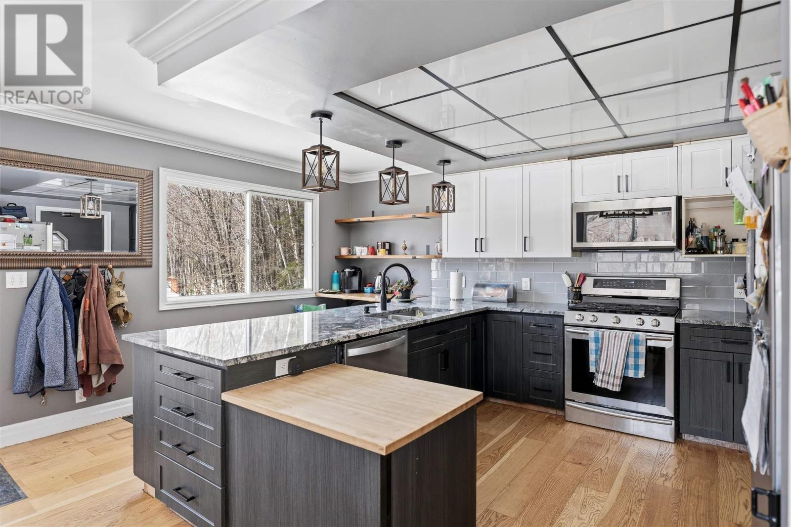 797 Fifth Lin E, Sault Ste. Marie, Ontario  P6A 6J8 - Photo 13 - SM260744