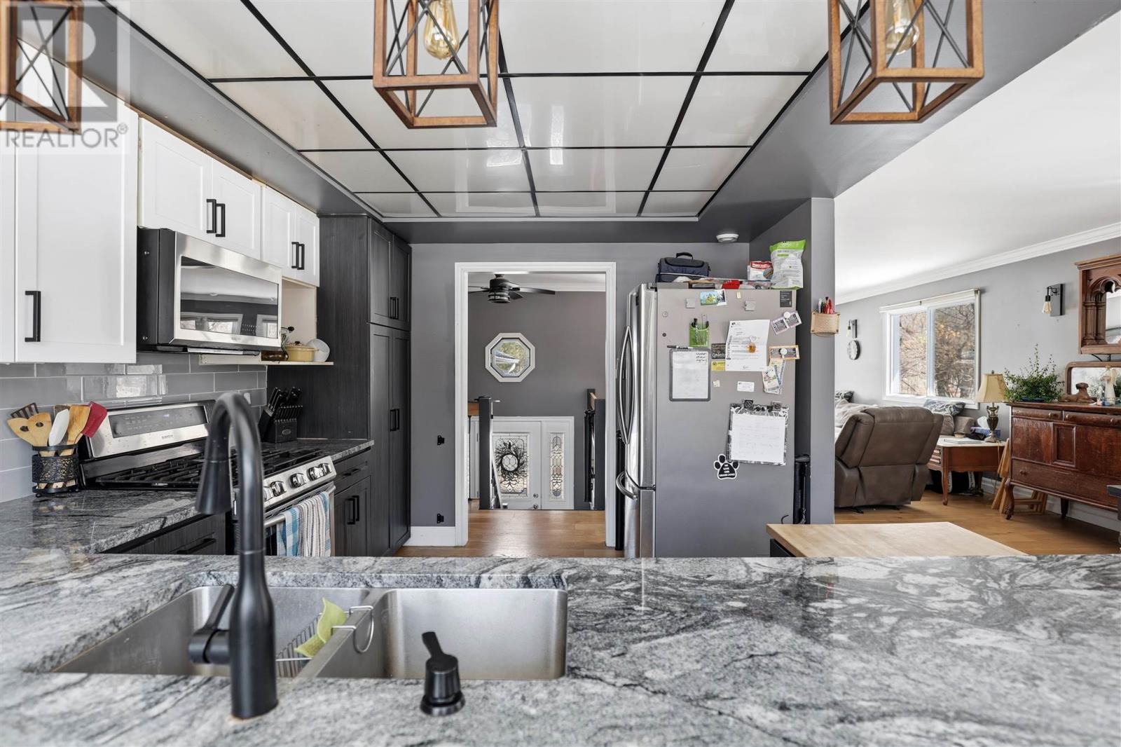 797 Fifth Lin E, Sault Ste. Marie, Ontario  P6A 6J8 - Photo 11 - SM260744