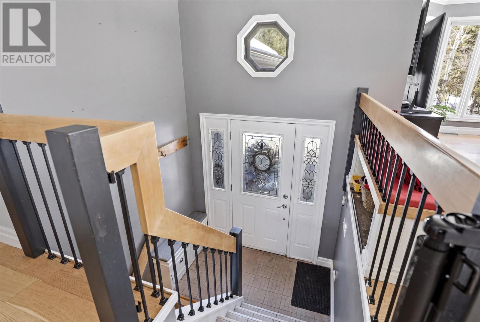 797 Fifth Lin E, Sault Ste. Marie, Ontario  P6A 6J8 - Photo 3 - SM260744