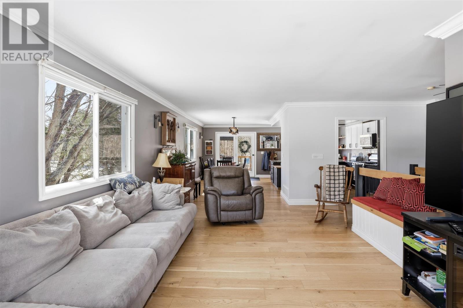 797 Fifth Lin E, Sault Ste. Marie, Ontario  P6A 6J8 - Photo 7 - SM260744