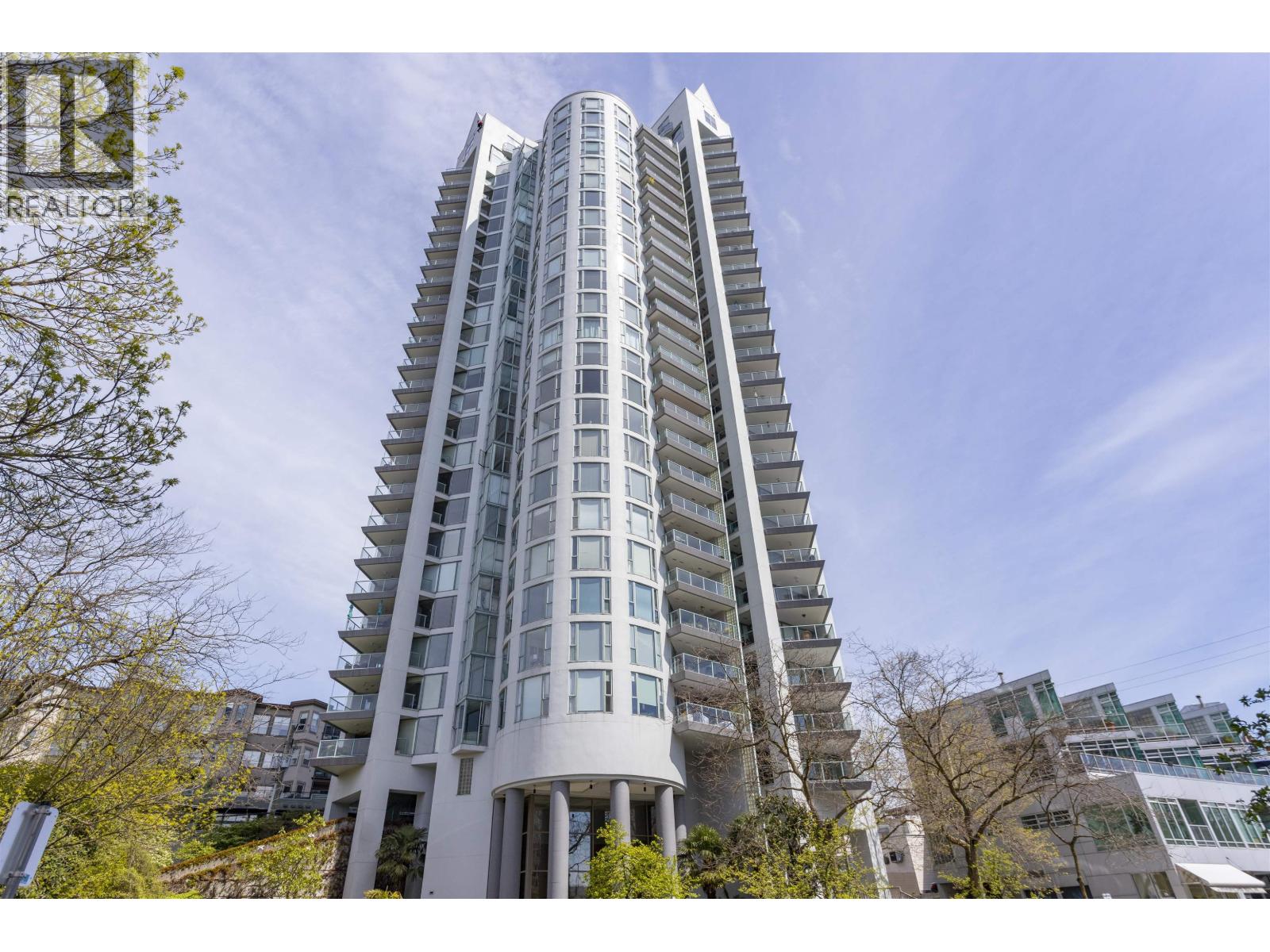 2103 120 W 2ND STREET, North Vancouver, British Columbia