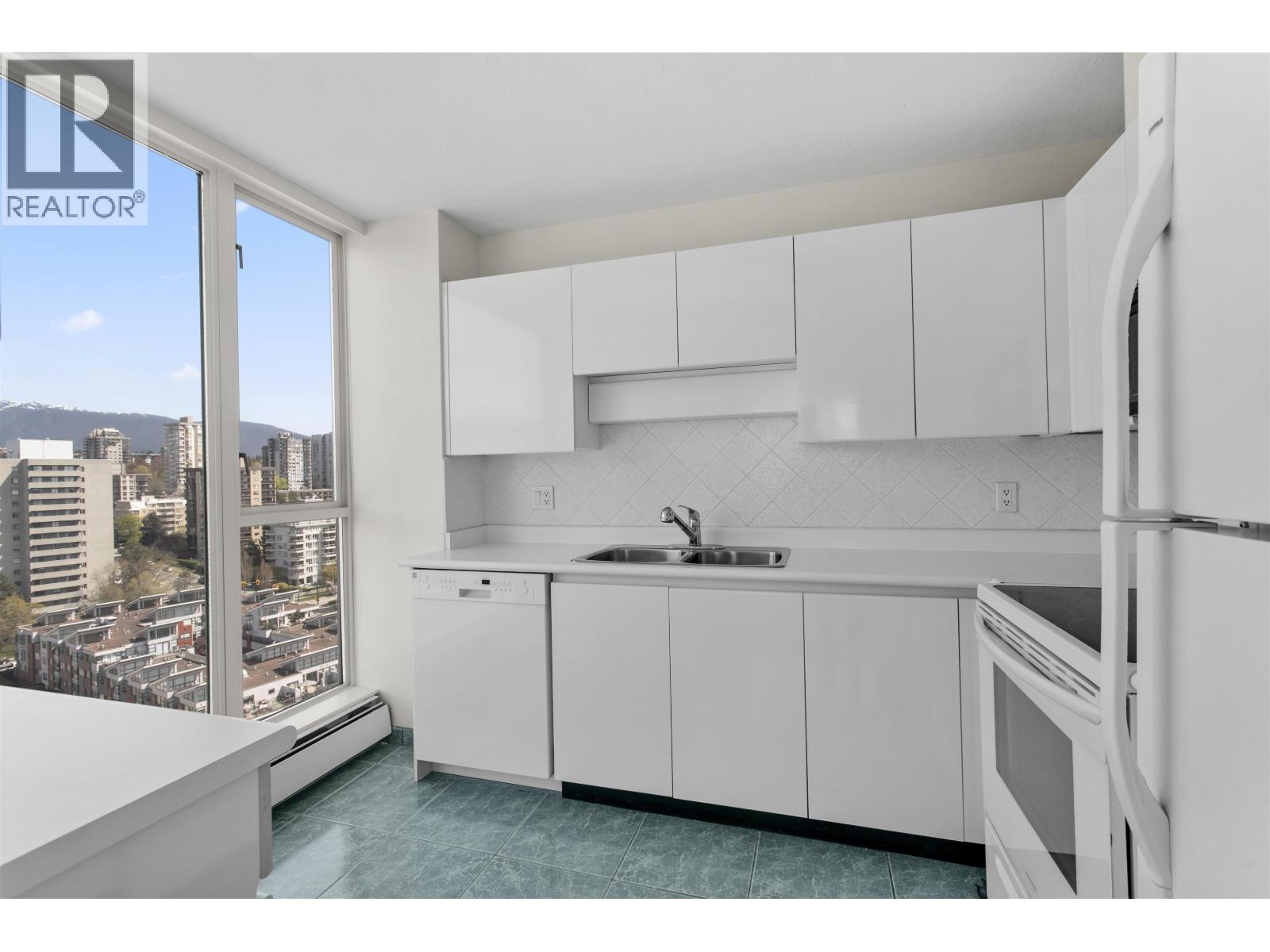 2103 120 W 2nd Street, North Vancouver, British Columbia  V7M 1C3 - Photo 16 - R3115089