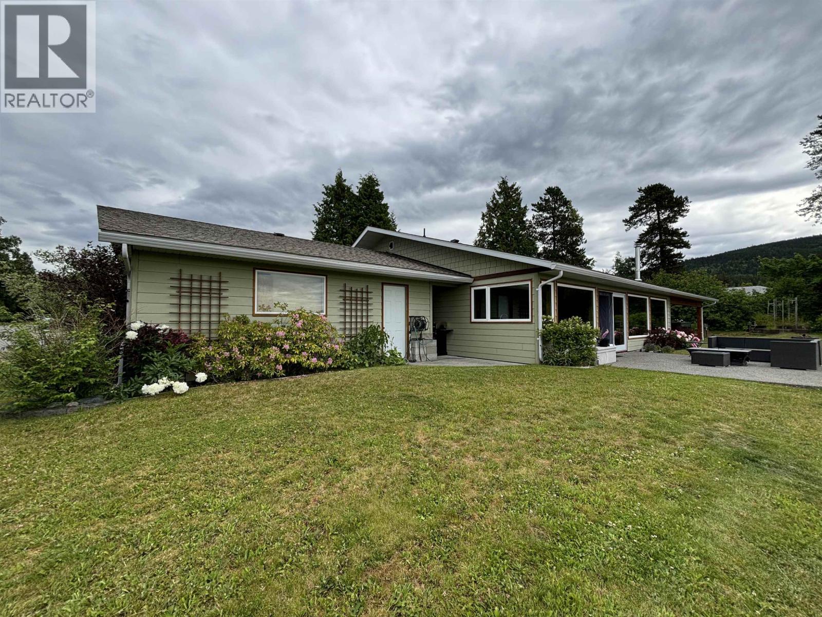 4022 SKOGLUND STREET, Terrace, British Columbia