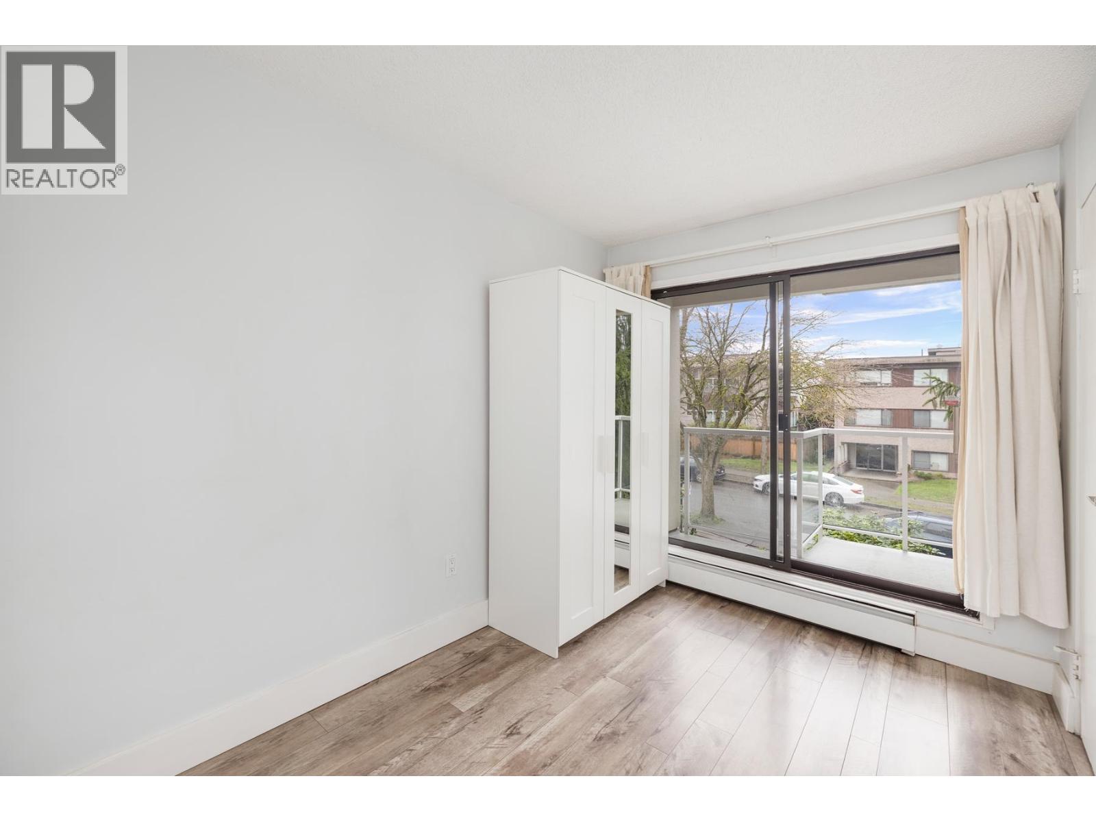 201 830 E 7th Avenue, Vancouver, British Columbia  V5T 4J2 - Photo 9 - R3115801