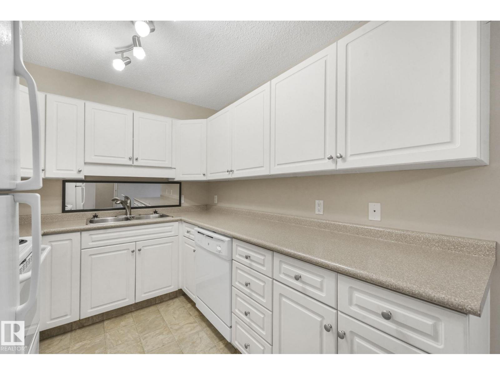 #216 13625 34 St NW, Edmonton, Alberta  T5A 0E3 - Photo 8 - E4475938