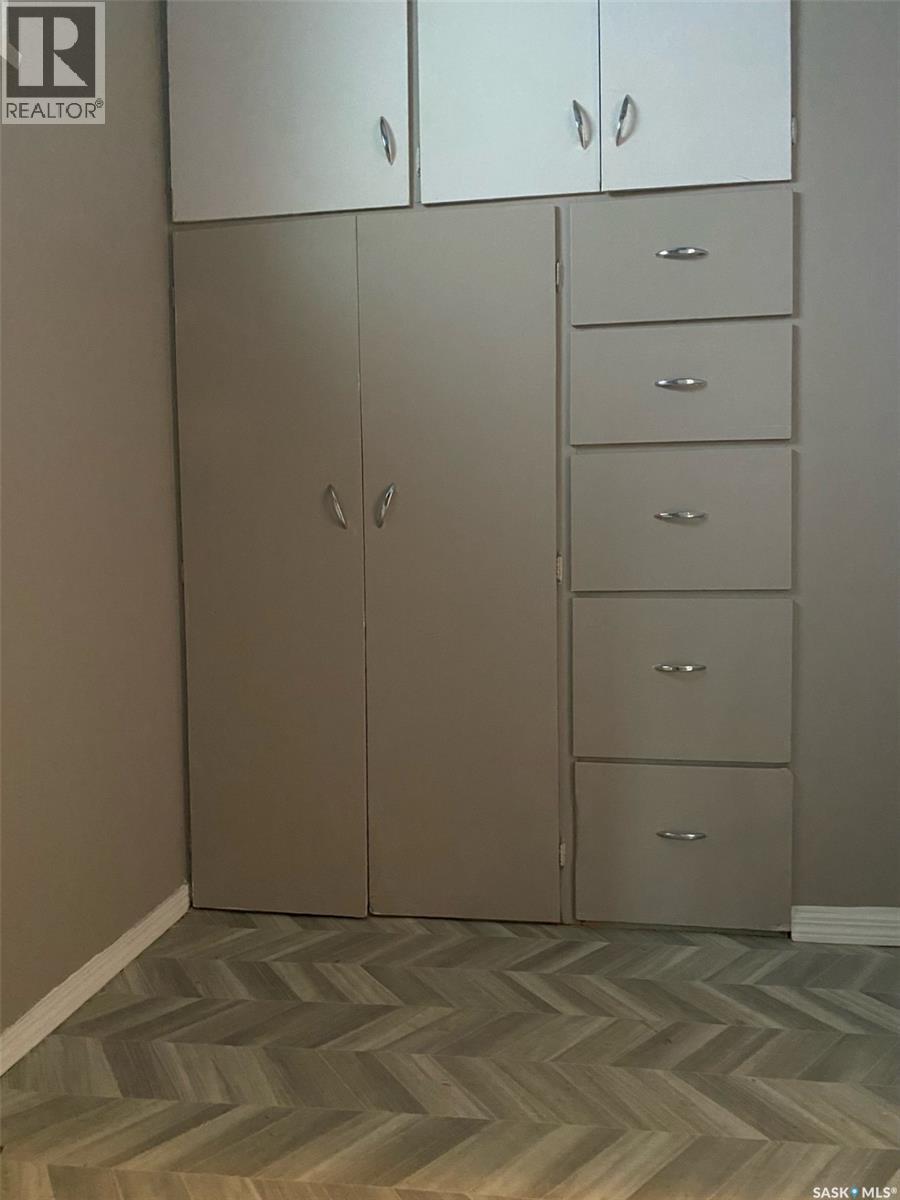 202 1st Avenue NW, Preeceville, Saskatchewan  S0A 3B0 - Photo 10 - SK030155